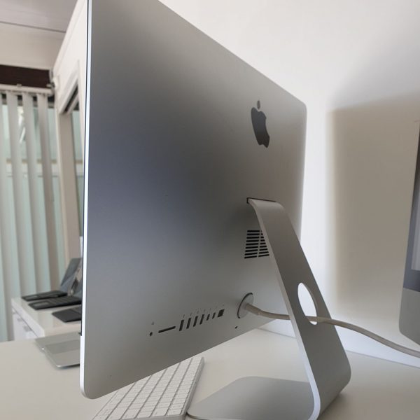 Refurbished Apple iMac 21.5" 2013 back